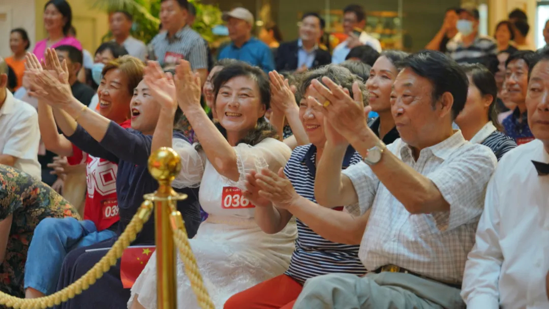 成團(tuán)在即，你被選上了嗎？