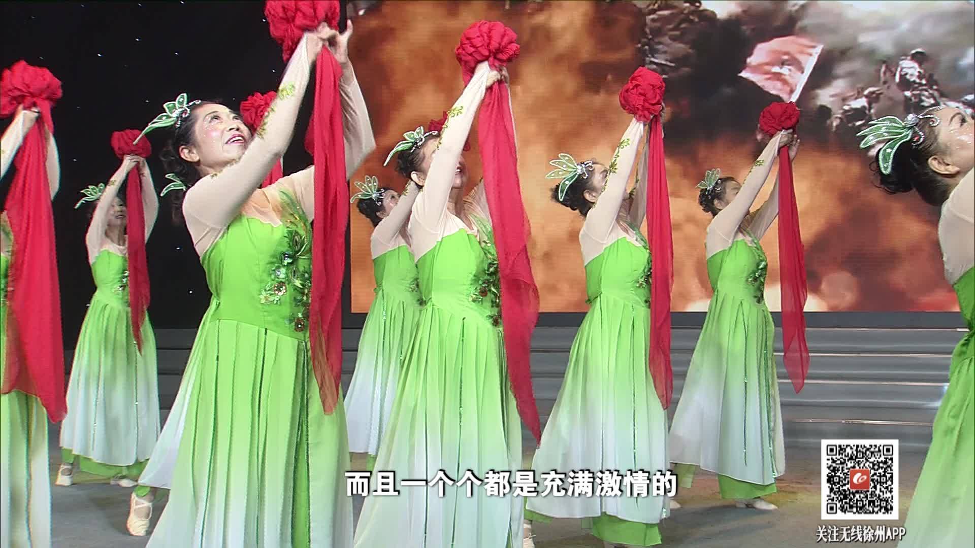 通過(guò)演出表達(dá)了對(duì)舞臺(tái)的熱愛(ài)，對(duì)生活的熱愛(ài)