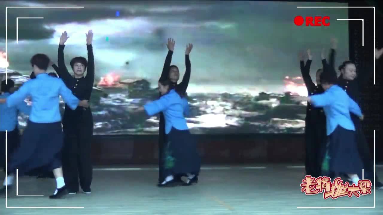 在新的起點(diǎn)上，希望他們?cè)阶咴胶茫?
            />
          </a>
        </div>
                <div   id=