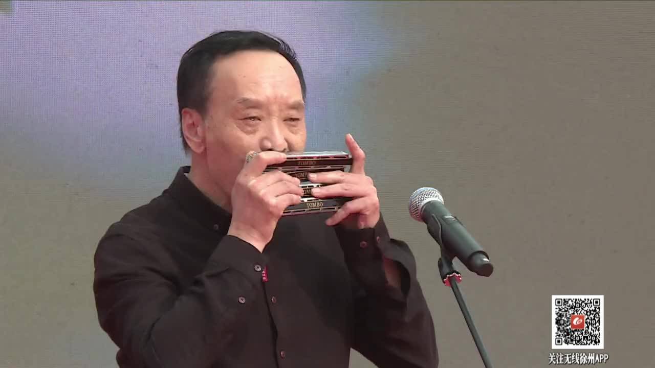 口琴手風琴聯(lián)奏《羅薩舍酒莊》