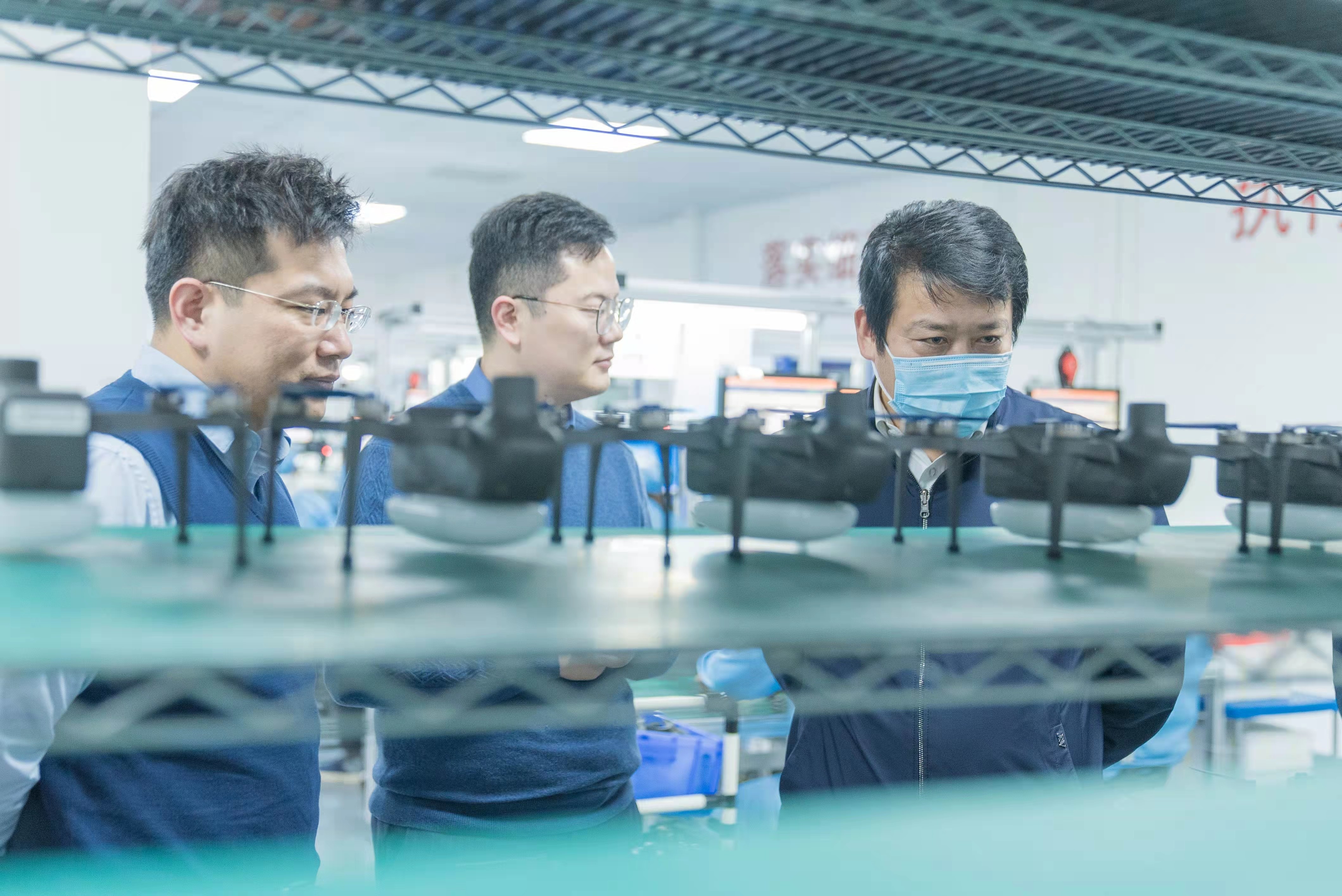 徐州廣播電視傳媒集團(tuán)領(lǐng)導(dǎo)考察一飛智控（天津）科技有限公司