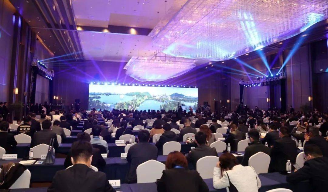 快訊丨2022中國徐州第二十五屆投資洽談會綜合投資推介會舉行