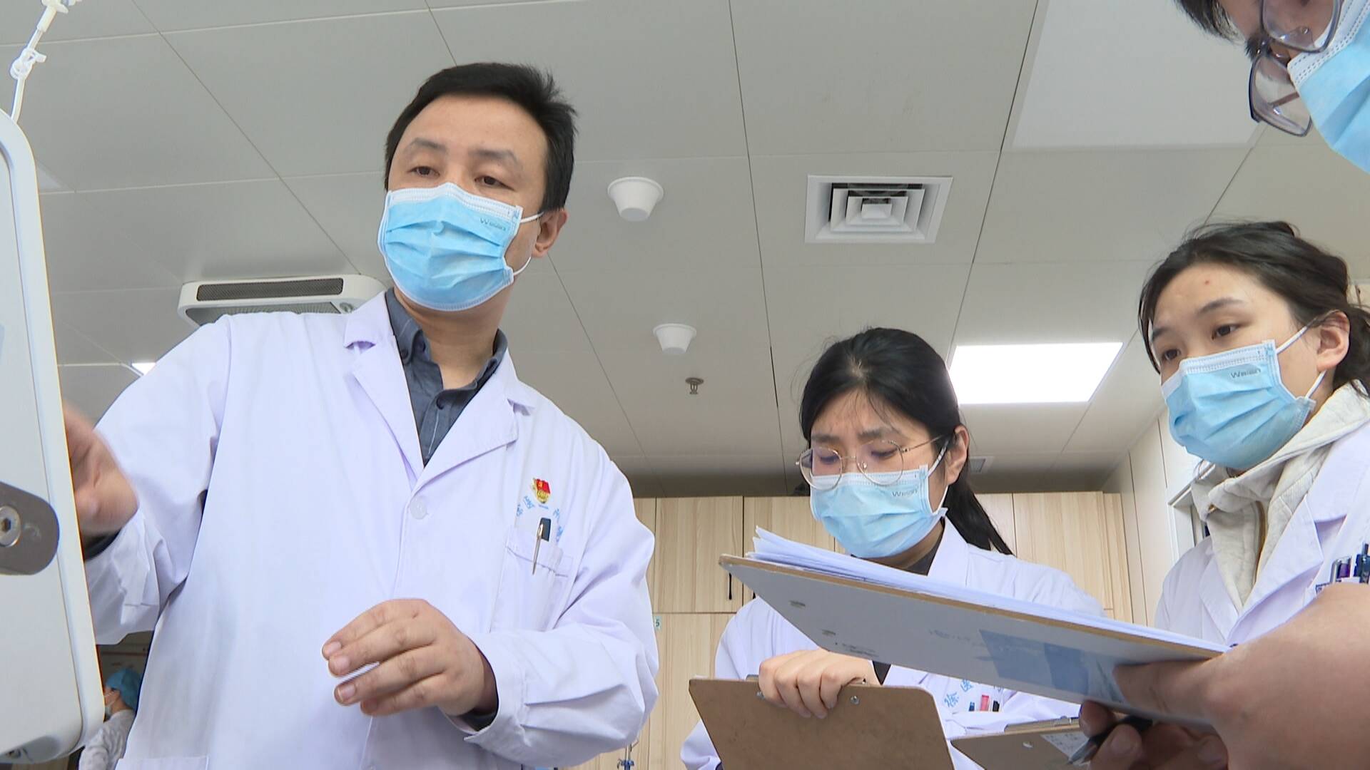 杜永亮：用一顆醫(yī)者&ldquo;匠心&rdquo;踐行新時(shí)代雷鋒精神