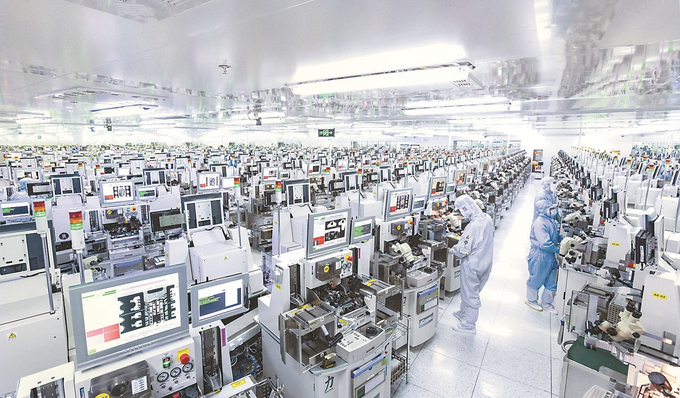 蘇宿工業(yè)園區(qū)企業(yè)生產(chǎn)車間。姜澎 攝