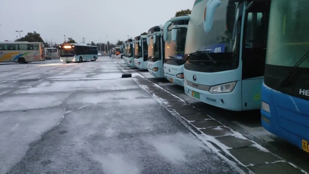 徐州公交硬核備戰雨雪天氣 全力保障市民安全出行