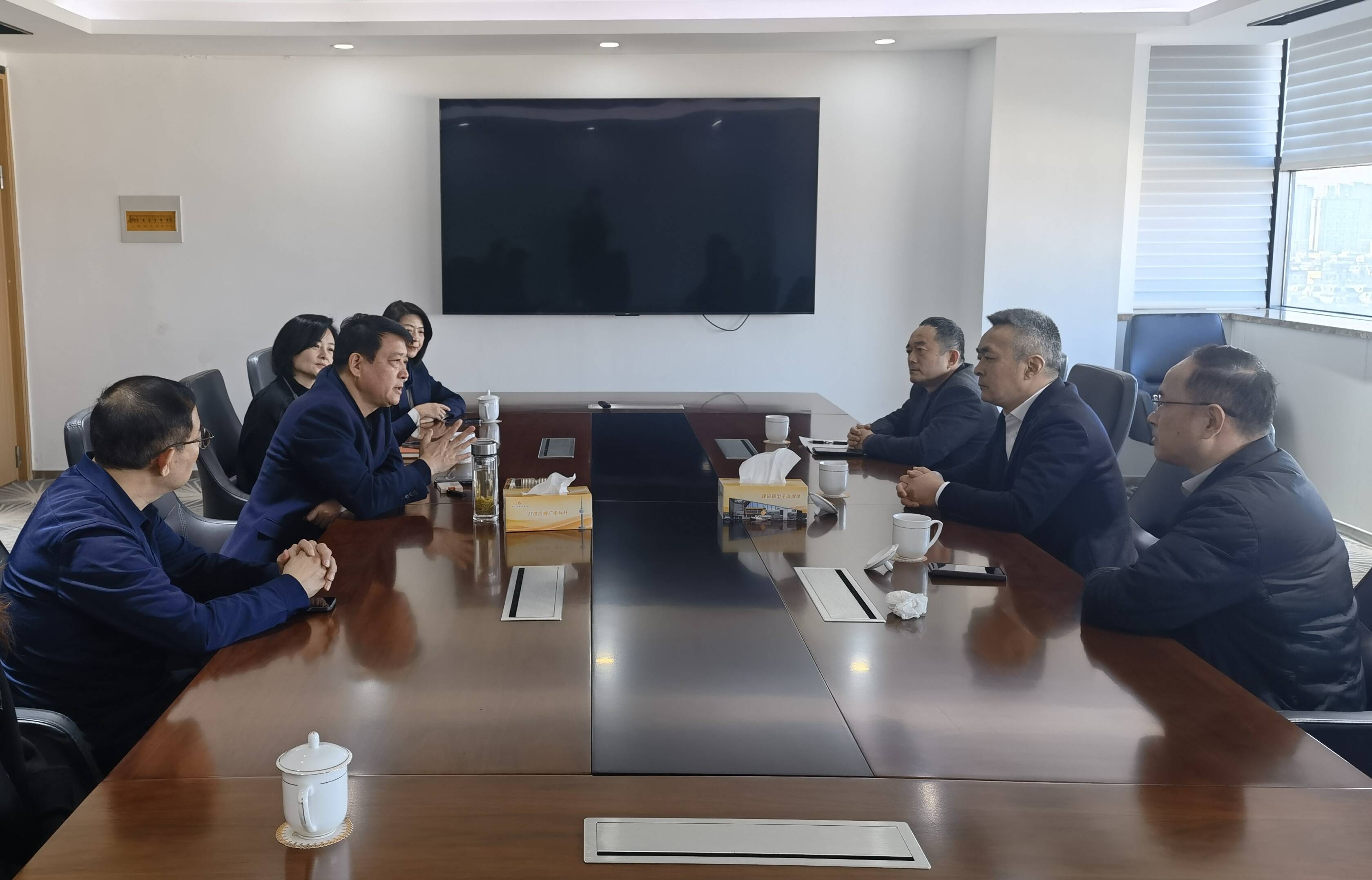 &ldquo;跨界融合 共啟未來&rdquo;&mdash;&mdash;中國人壽徐州市分公司&徐州廣電傳媒集團(tuán)創(chuàng)新合作專題座談會