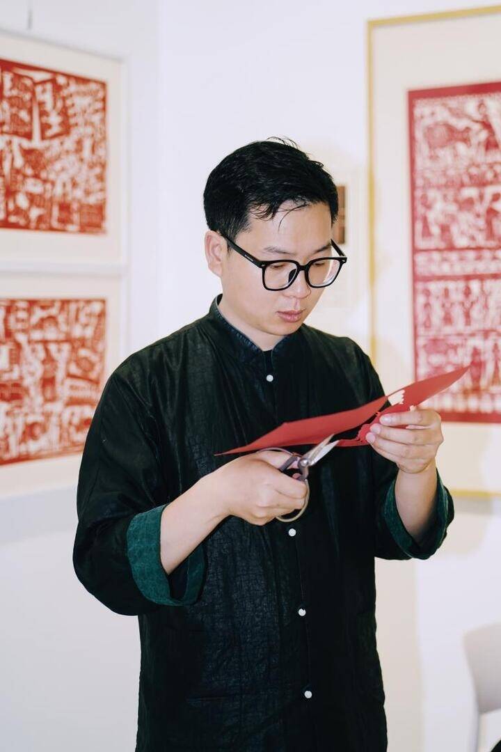 &ldquo;90后&rdquo;徐州剪紙傳承人劉冠玉斬獲&ldquo;山花獎(jiǎng)&rdquo;