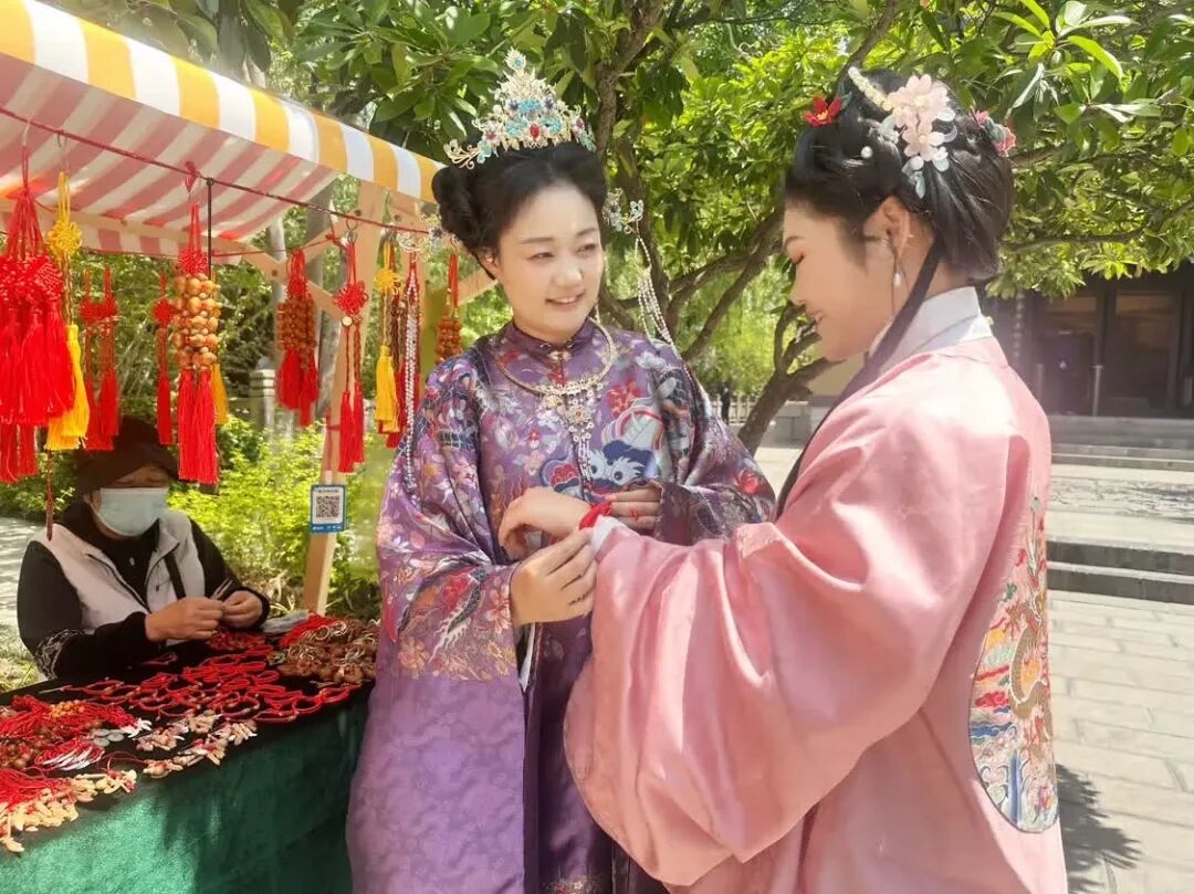 這個五一，黃樓邀您“古今同框”